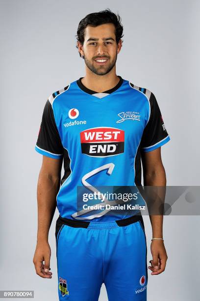 Wes Agar poses during the Adelaide Strikers Big Bash League headshots session on December 12, 2017 in Adelaide, Australia.