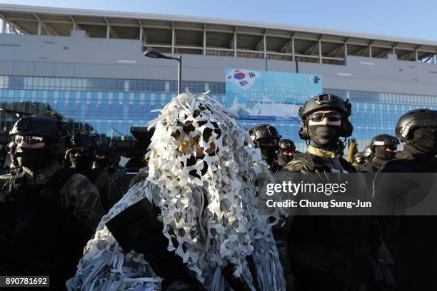 South Korean soldiers and special police participate in an anti-terror drill at the Olympic Staduim, venue of the Opening and Closing ceremony on...