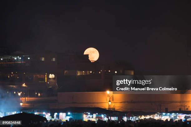 night in marrakech - pepernoten stock pictures, royalty-free photos & images