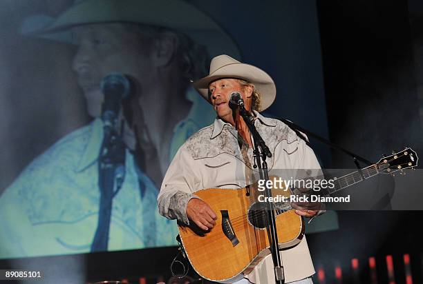 Singer/Songwriter Alan Jackson performs at the 17th Annual Country Thunder USA music festival on July 17, 2009 in Twin Lakes, Wisconsin.
