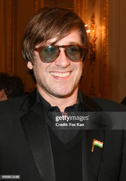 Singer Thomas Dutronc attends The Fight Hunger and The Breast Cancer Research Foundations Auction Cocktail at Shangri La on December 11, 2017 in...