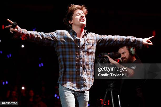 Charlie Puth performs during the 2017 Hot 99.5 Jingle Ball on December 11, 2017 in Washington, DC.