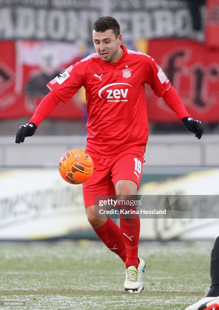 Da Frick Davy Frick of Zwickau during the 3.Liga match between FSv Zwickau and ...