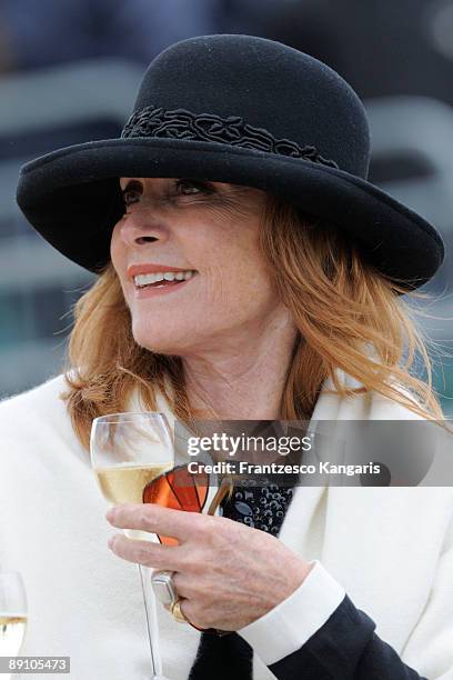 Stefanie Powers attends Cowdray Park for the Veuve Cliquot Gold Cup Polo match on July 19, 2009 in Midhurst, England.
