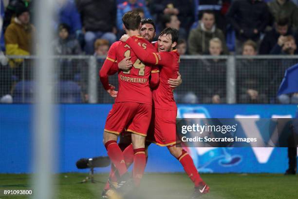 Alireza Jahanbakhsh of AZ Alkmaar celebrates 1-1 with Teun Koopmeiners of AZ Alkmaar, Joris van Overeem of AZ Alkmaar during the Dutch Eredivisie...