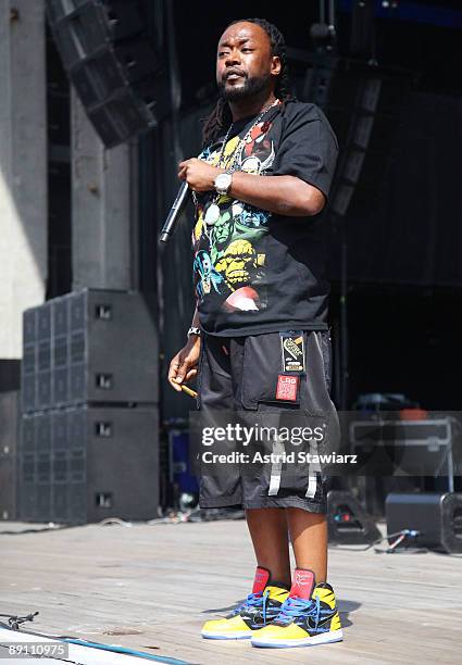 Supernatural Rapper 63 Supernatural (Rapper) Stock Photos, High-Res Pictures, and Images ...