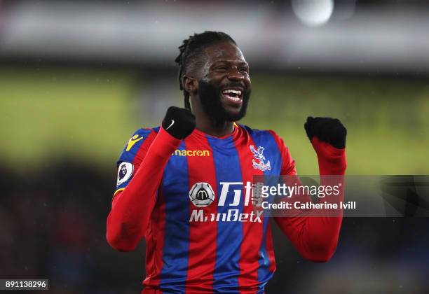 Bakary Sako of Crystal Palace celebrates after the Premier League match between Crystal Palace and Watford at Selhurst Park on December 12, 2017 in...