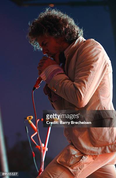 Wayne Coyne of The Flaming Lips performs during the 2009 Pitchfork Music Festival at Union Park on July 19, 2009 in Chicago, Illinois.