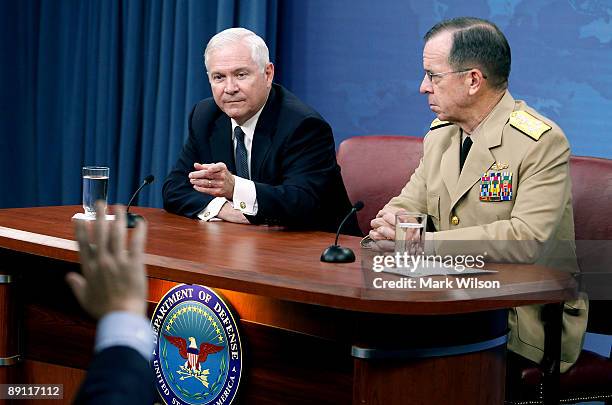 Secretary of Defense Robert Gates and Chairman, Joint Chiefs of Staff, Adm. Michael Mullen participate in a briefing at the Pentagon on July 20, 2009...