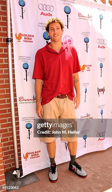 Basketball player Luke Walton attends the Inaugural Jordan Farmar Foundation Celebrity Golf Classic at Sherwood Country Club on July 20, 2009 in...