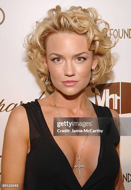 Kelly Carlson