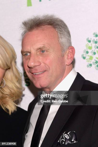 Former NFL quarterback Joe Montana attends the Sandy Hook Promise: 5 Year Remembrance Benefit at The Plaza Hotel on December 12, 2017 in New York...