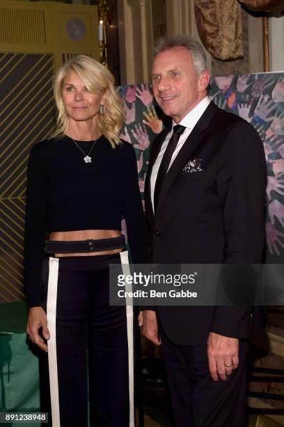 Jennifer Montana and former NFL quarterback Joe Montana attend the Sandy Hook Promise: 5 Year Remembrance Benefit at The Plaza Hotel on December 12,...
