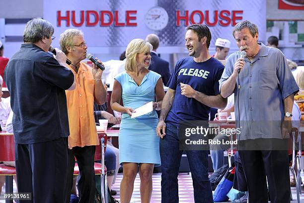 Actor David Arquette performs with Fox's Gretchen Carlson and a doo wop band on Fox & Friends at Fox Plaza on July 15, 2009 in New York City.