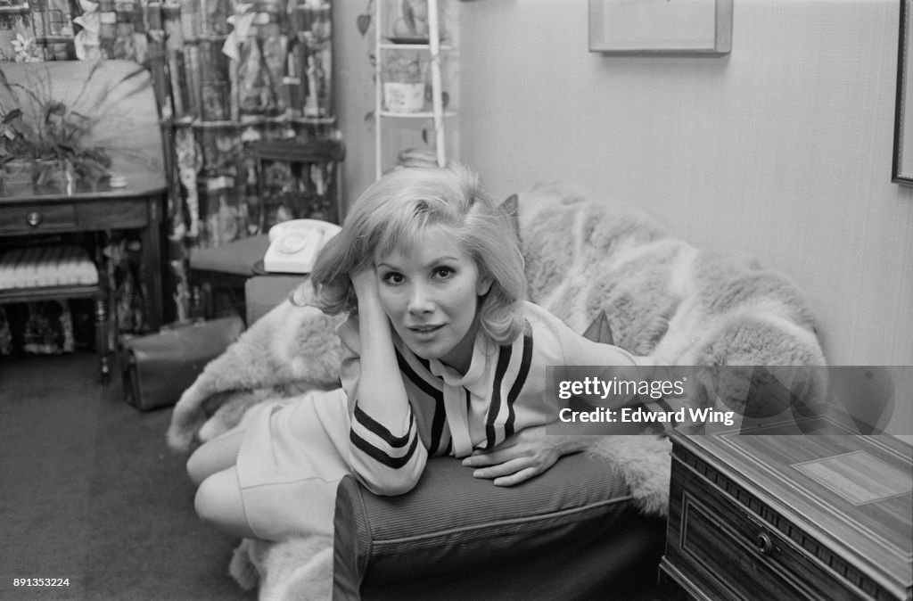 Susan Hampshire