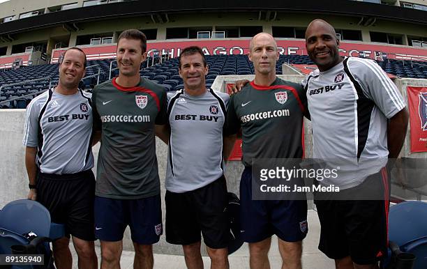 Darly Shore , Mike Sorber , Mike Jeffres , head coach of US Bob Bradley and head coach of Chicago Fire Denis Hamlett, during a training session at...