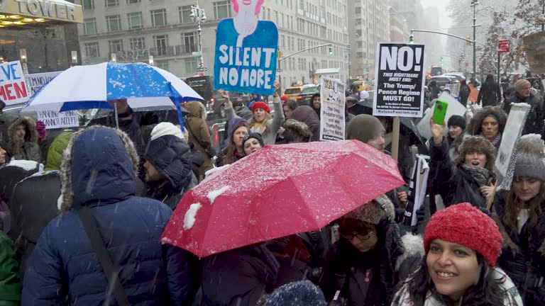 Metoo Rally Signs Of Physical Abuse Videos and HD Footage - Getty Images