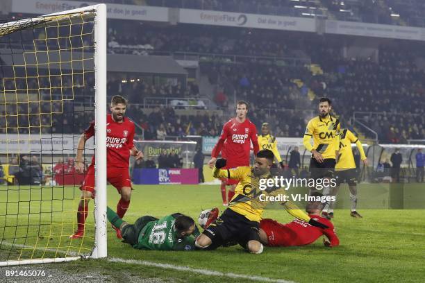 Jos Hooiveld of FC Twente, goalkeeper Joel Drommel of FC Twenter, Peet Bijen of FC Twente, Rai Vloet of NAC Breda, Danny Holla of FC Twente, Pablo...