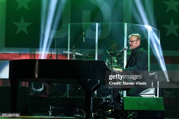 Country music artist Phil Vassar performs at USO 56th Armed Forces Gala + Gold Medal Dinner at Marriot Marquis on December 12, 2017 in New York City.