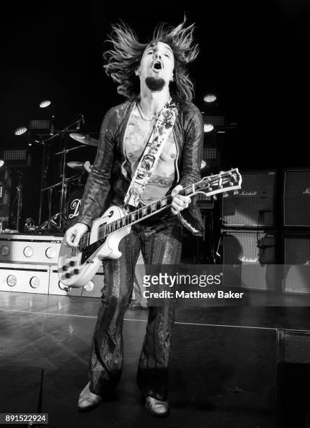 Justin Hawkins of The Darkness performs live on stage at Eventim Apollo on December 10, 2017 in London, England.