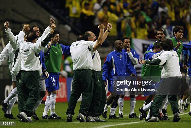 Brazil coach Luiz Felipe Scolari celebrates with the substitutes during the FIFA World Cup Finals 2002 Semi-Final match between Brazil and Turkey...