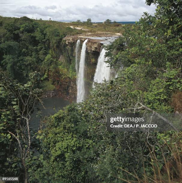 Venezuela, Bolivar, Canaima National Park . Great Savannah , Cama-meru waterfall