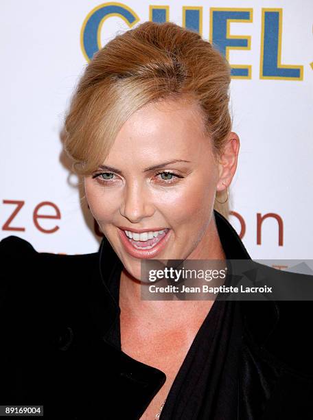 Charlize Theron attends the World Football Challenge between Chelsea and Inter Milan at Rose Bowl on July 21, 2009 in Pasadena, California.