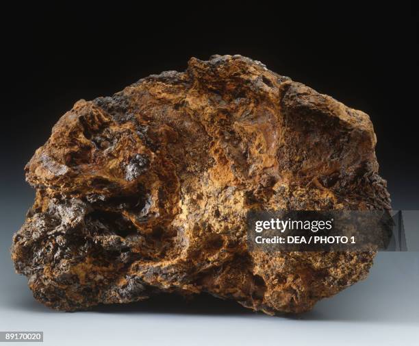 Limonite Source 54 Limonite Stock Photos, High-Res Pictures, and Images - Getty Images