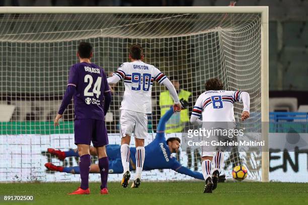Gaston Ramirez of UC Sampdoria scores a goal during the Tim Cup match between ACF Fiorentina and UC Sampdoria at Stadio Artemio Franchi on December...