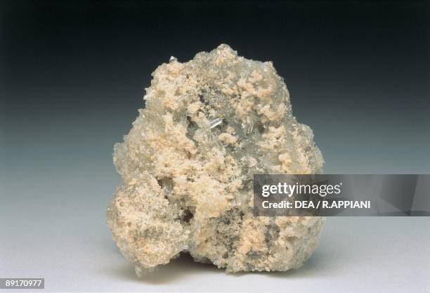 Talcous Rocks Talc Rock Photos and Premium High Res Pictures - Getty Images
