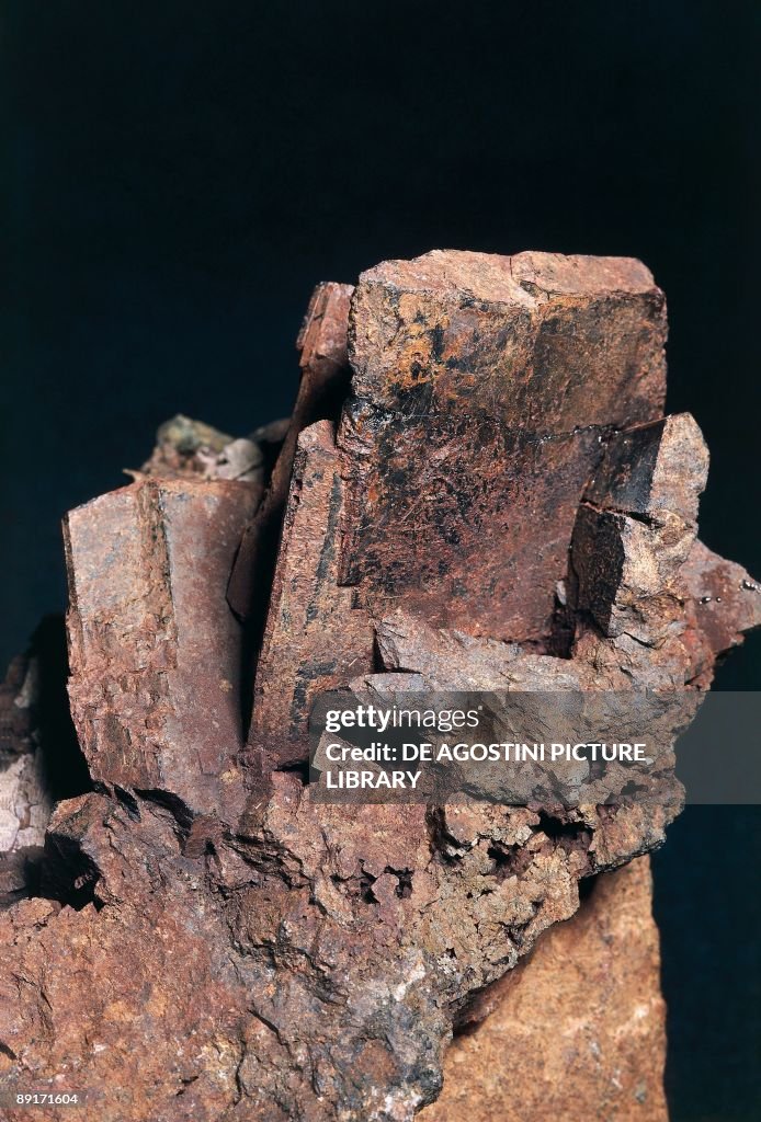 Close-up of allanite