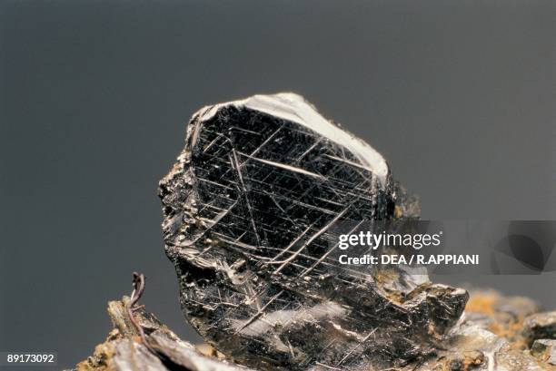 Graphite Rock Photos and Premium High Res Pictures - Getty Images
