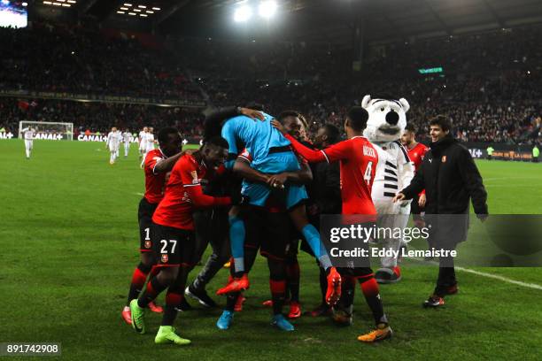 Abdoulaye Diallo, Goalkeeper of Rennes and his teammate celebrate after defeating Marseille during the french League Cup match, Round of 16, between...