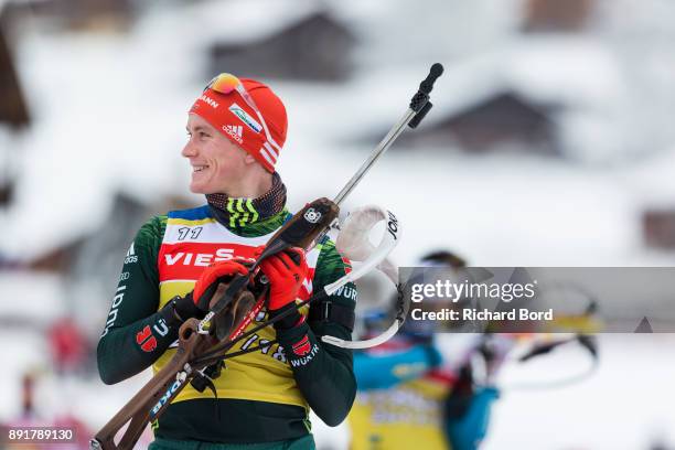 Benedikt Doll of Germany prepares to shoot during the second day of training during the IBU Biathlon World Cup on December 13, 2017 in Le Grand...