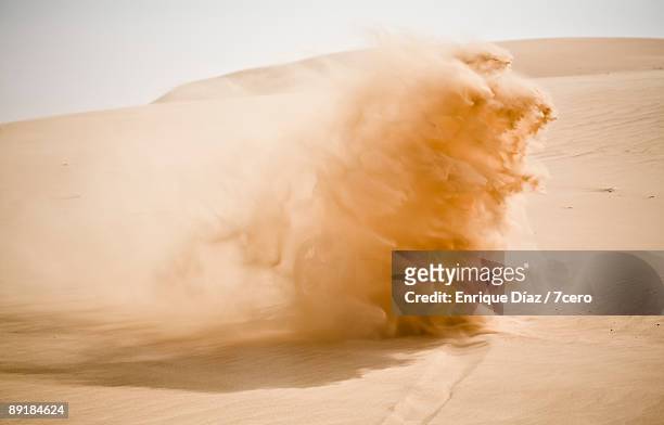 desert - sabbia foto e immagini stock