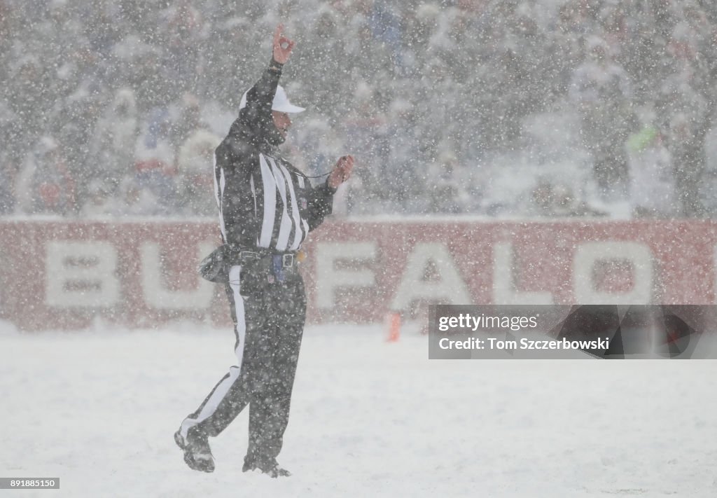 Indianapolis Colts v Buffalo Bills