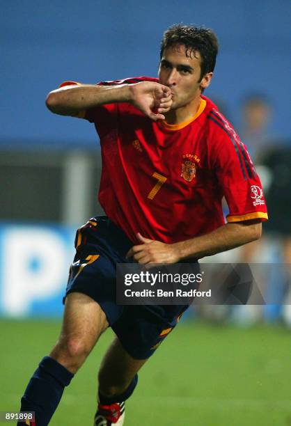 Spanish Raul Raul Spain Photos and Premium High Res Pictures - Getty Images