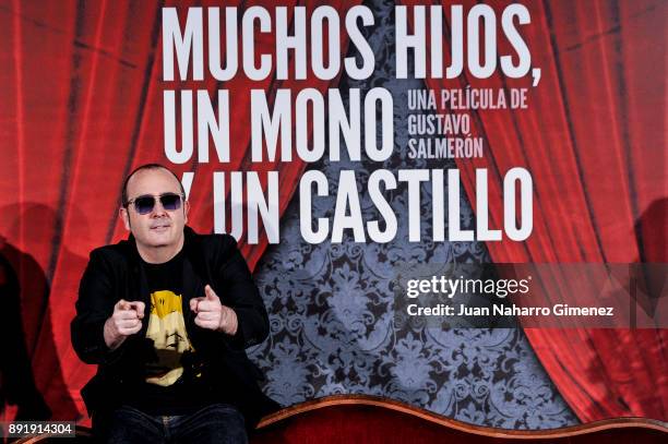 Carlos Areces attends 'Muchos Hijos, Un Mono Y Un Castillo' premiere at Callao Cinema on December 13, 2017 in Madrid, Spain.