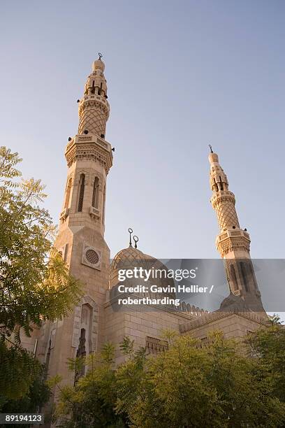 jumeirah mosque, dubai, united arab emirates, middle east - dubai mosque stock pictures, royalty-free photos & images