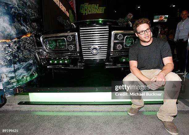 Michael Rogen Michael Rogen Photos and Premium High Res Pictures - Getty Images