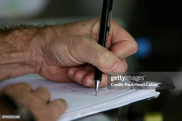 Adrian Newey, Grand Prix of Brazil, Autodromo Jose Carlos Pace, Interlagos, Sao Paolo, 07 November 2010. Adrian Newey taking notes.