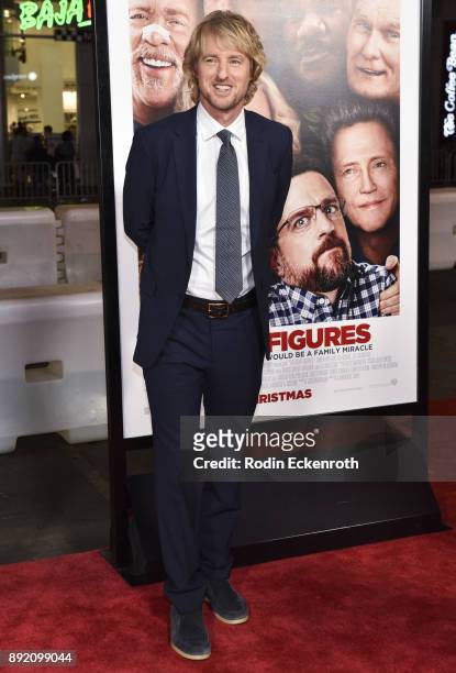 Actor Owen Wilson arrives at the premiere of Warner Bros. Pictures' "Father Figures" at TCL Chinese Theatre on December 13, 2017 in Hollywood,...
