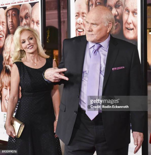Actor Terry Bradshaw arrives at the premiere of Warner Bros. Pictures' "Father Figures" at TCL Chinese Theatre on December 13, 2017 in Hollywood,...