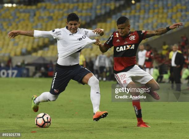 Maximiliano Meza of Independiente in action against Everton of Flamengo during the 2017 Sudamericana Cup championship final match between Flamengo...