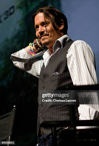 Actor Johnny Depp speaks at "Alice in Wonderland" press conference during Comic-Con 2009 held at San Diego Convention Center on July 23, 2009 in San...