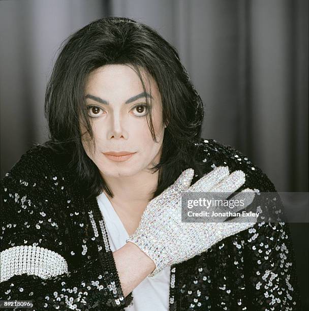 Mj Singer Michael Jackson Photoshoot Photos and Premium High Res Pictures - Getty ...