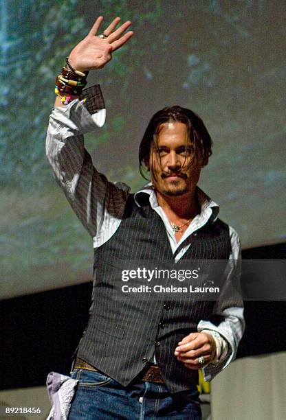 Actor Johnny Depp speaks at "Alice in Wonderland" press conference during Comic-Con 2009 held at San Diego Convention Center on July 23, 2009 in San...