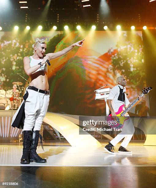 Singer Gwen Stefani and bassist Tony Kanal perform onstage at the Gibson Amphitheatre on July 22, 2009 in Universal City, California.