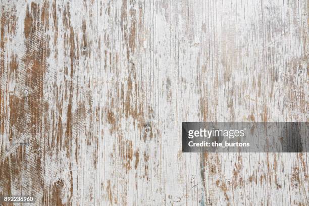 full frame shot of wooden wall - holzwand shabby chic stock-fotos und bilder
