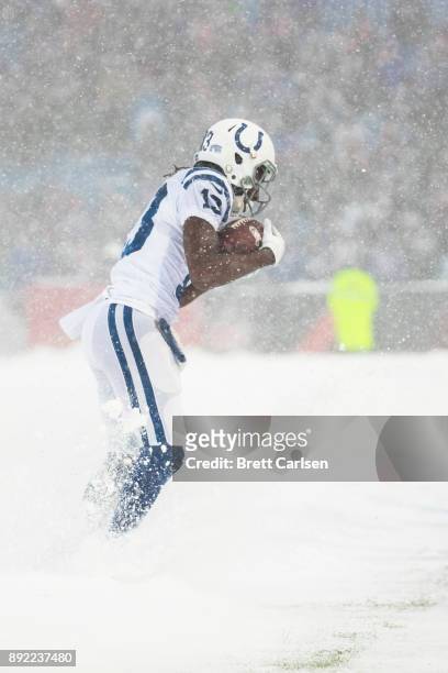Hilton of the Indianapolis Colts makes a reception during the second half against the Buffalo Bills at New Era Field on December 10, 2017 in Orchard...